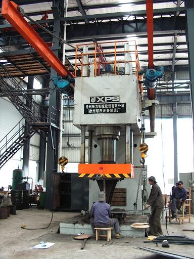 壓力機(jī)(800噸) 壓力機(jī)(800噸)